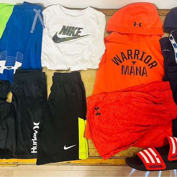 LOT of size 6/7 boys clothes! 🌲🎁 - Picture 2 of 3